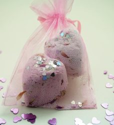 Wedding Favours - Luna Love Hearts